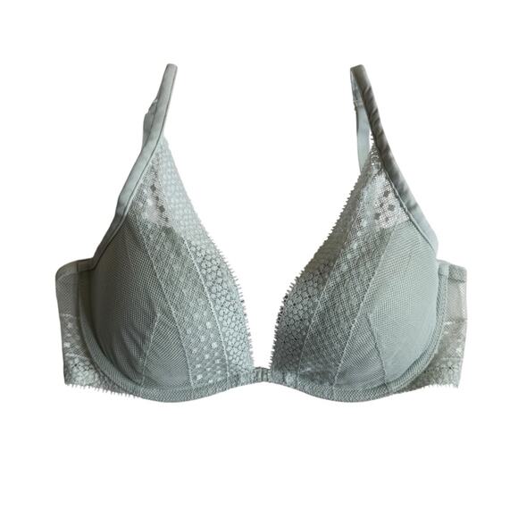 Victoria Secret Incredible Lightly Lined Lace Plunge Bra Women’s Size 32D‎ - Picture 7 of 7